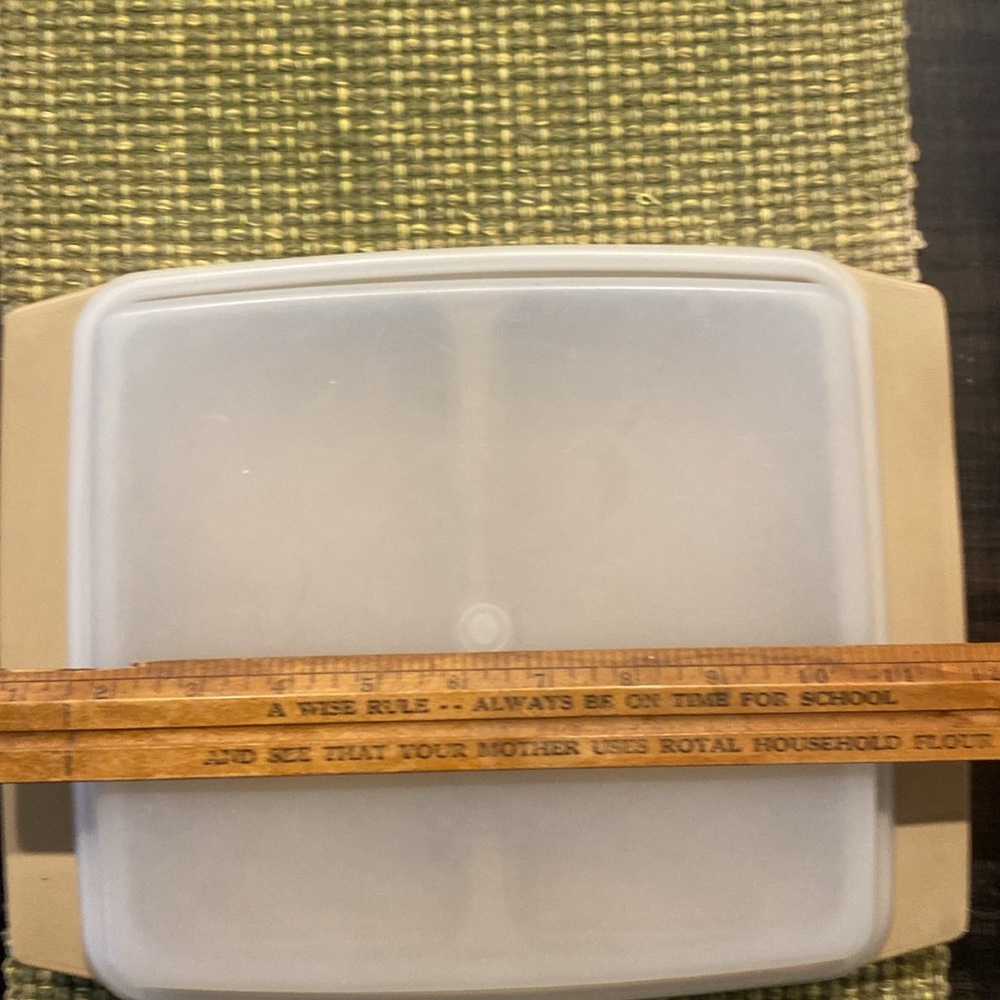 Vintage Tupperware Deviled Egg Container *missing inserts* - Picture 7 of 10